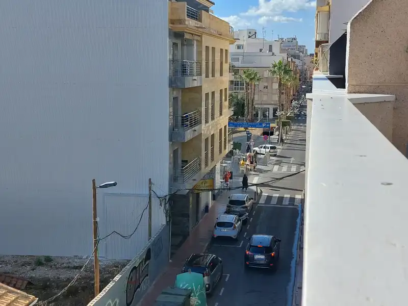 cercano a la playa